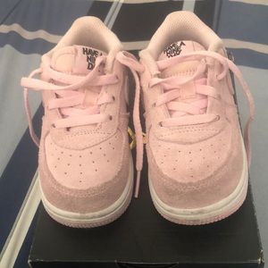 Nike Air Force 1 Pink Suede